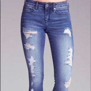BEBÉ Jeans Women's Blue Heartbreaker Skinny Jeans